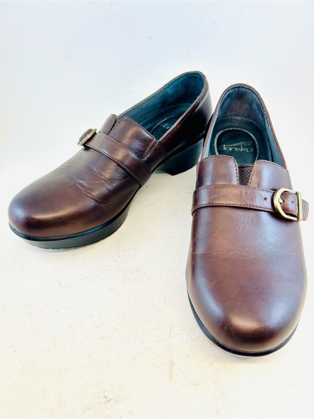 Dansko Brown Nappa Jane Buckle Dress Lightweight Clogs, size 38 7.5 8